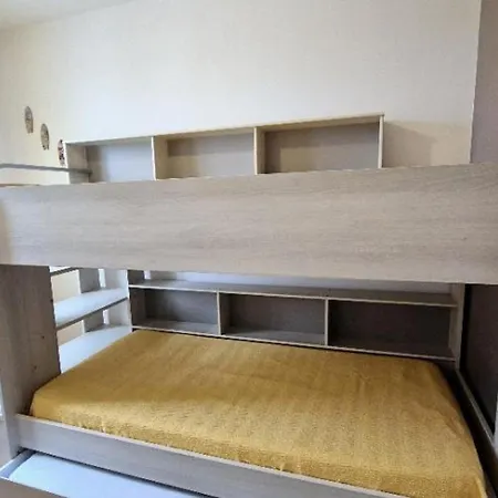 Hébergement de vacances Maison Spacieuse, Proche - 7 Pers. - Fr-1-879-13